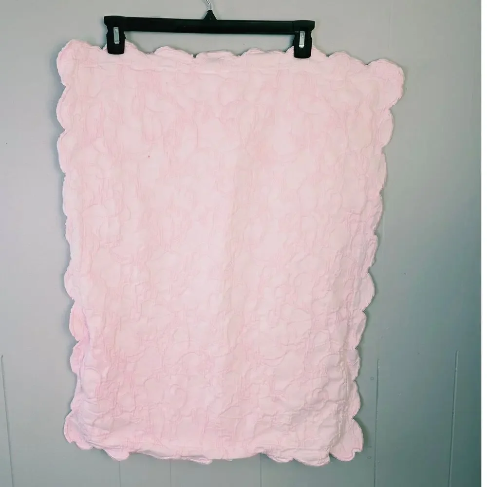 VNT Columbine Cody Pillow Sham 21x28 Pink Floral Scalloped Cottagecore Coquette